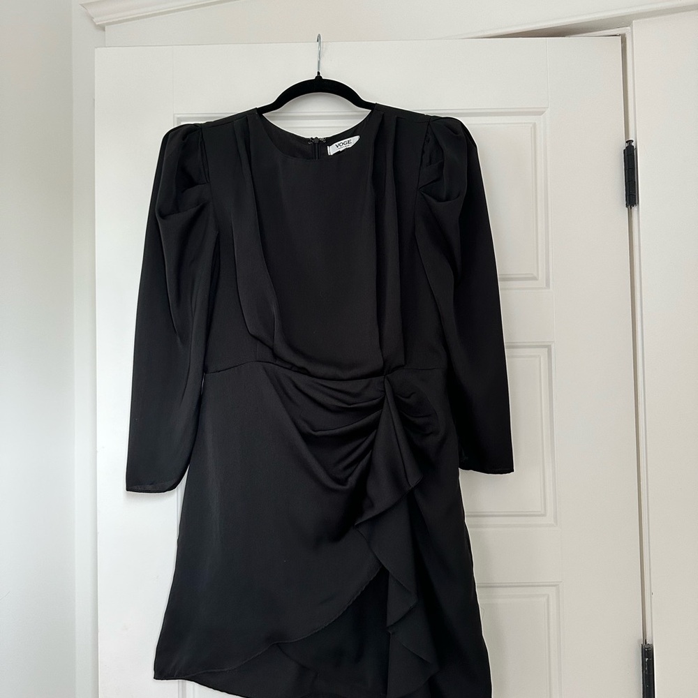 Black Asymmetrical Ruched Long Sleeve Dress